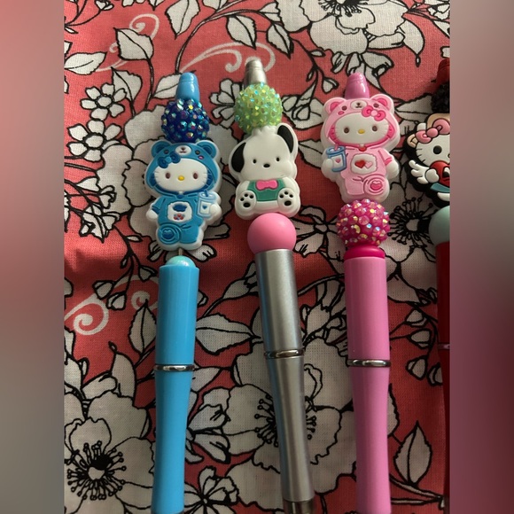 Hello kitty and friends handcrafted pens (pick one) - Picture 8 of 8